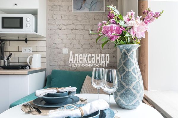 Продам гостиницу 182,9 м2, Рылеева ул, 15, Санкт-Петербург г