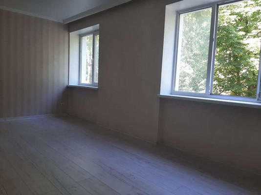 Продам однокомнатную (1-комн.) квартиру, Курортная ул, 71, Саки г