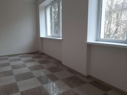 Продам однокомнатную (1-комн.) квартиру, Курортная ул, 71, Саки г