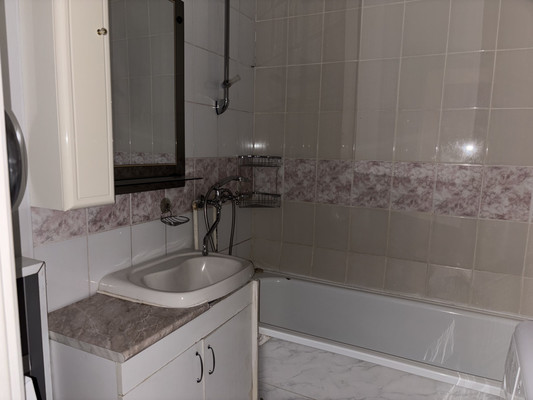 Продам двухкомнатную (2-комн.) квартиру, Академика Шварца ул, 20к4, Екатеринбург г