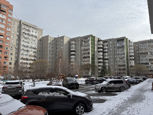 Продам двухкомнатную (2-комн.) квартиру, Академика Шварца ул, 20к4, Екатеринбург г