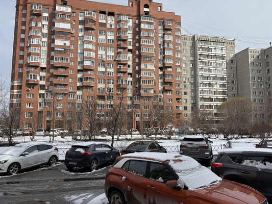 Продам двухкомнатную (2-комн.) квартиру, Академика Шварца ул, 20к4, Екатеринбург г