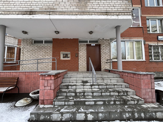 Продам двухкомнатную (2-комн.) квартиру, Академика Шварца ул, 20к4, Екатеринбург г