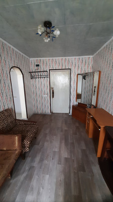 Продам однокомнатную (1-комн.) квартиру, Кузнецова ул, 5, Саки г