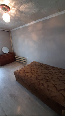 Продам однокомнатную (1-комн.) квартиру, Кузнецова ул, 5, Саки г
