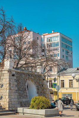 Продам трехкомнатную (3-комн.) квартиру, Московская ул, 4б, Пенза г