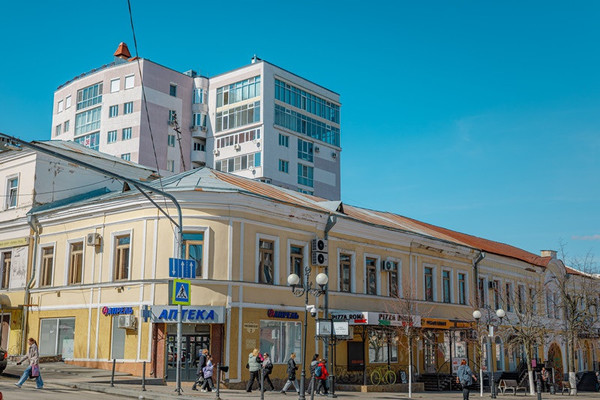 Продам трехкомнатную (3-комн.) квартиру, Московская ул, 4б, Пенза г