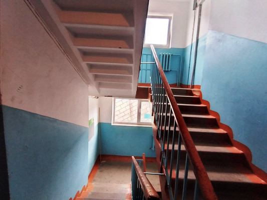 Продам однокомнатную (1-комн.) квартиру, Зари ул, 48аа, Нижний Тагил г