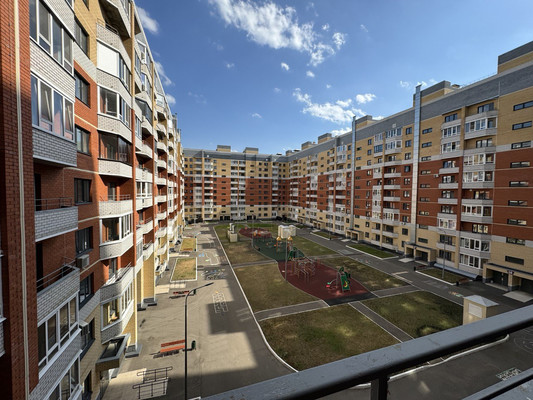 Продам многокомнатную квартиру, Зур Урам ул, 1ккк3, Казань г