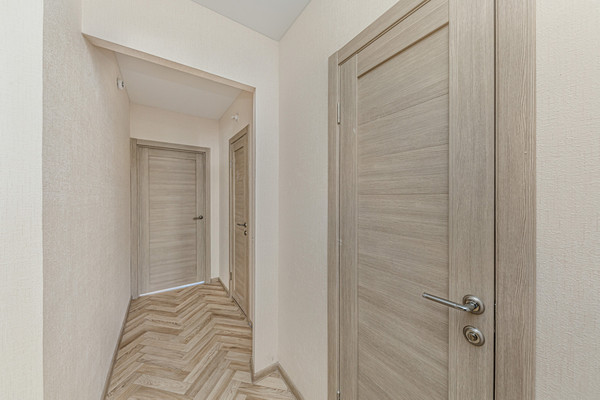 Продам трехкомнатную (3-комн.) , Конструктора Духова ул, 14, Челябинск г