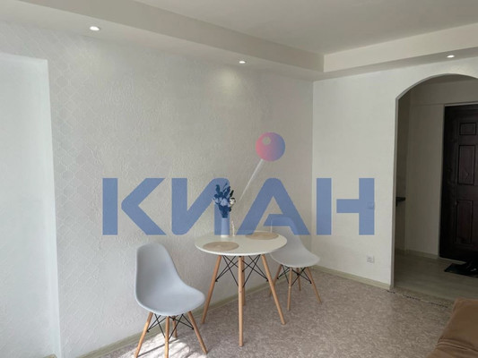 Продам однокомнатную (1-комн.) квартиру, Пролетарская ул, 47, Красноярск г