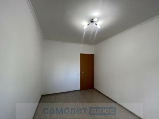 Продам трехкомнатную (3-комн.) квартиру, Конёнкова ул, 11, Москва г