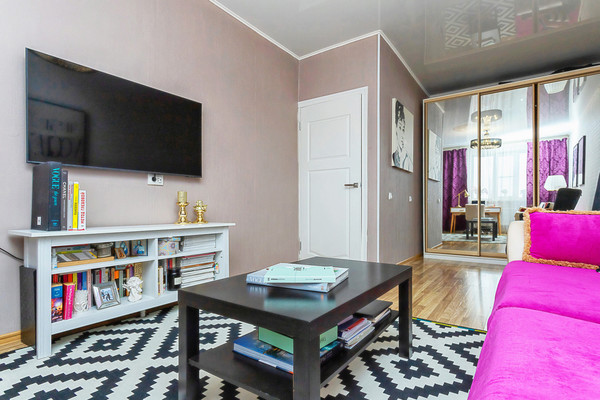 Продам однокомнатную (1-комн.) квартиру, Кореновская ул, 21, Краснодар г
