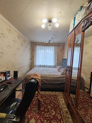 Продам трехкомнатную (3-комн.) квартиру, Варфоломеева ул, 227, Ростов-на-Дону г