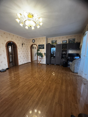 Продам трехкомнатную (3-комн.) квартиру, Сормовское ш, 2, Нижний Новгород г
