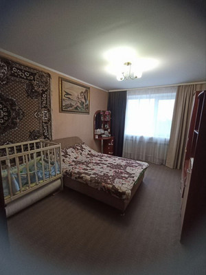 Продам трехкомнатную (3-комн.) квартиру, Советская ул, 32, Саки г