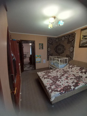 Продам трехкомнатную (3-комн.) квартиру, Советская ул, 32, Саки г