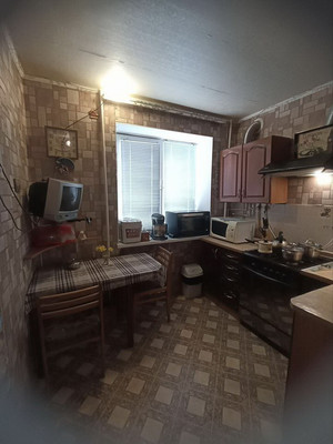 Продам трехкомнатную (3-комн.) квартиру, Советская ул, 32, Саки г