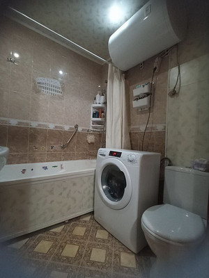 Продам трехкомнатную (3-комн.) квартиру, Советская ул, 32, Саки г