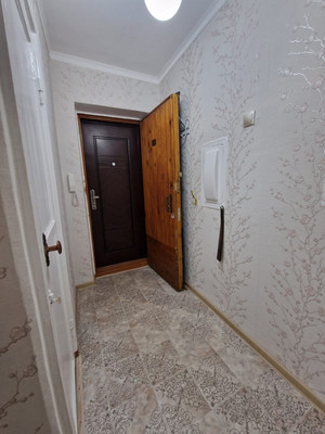 Продам трехкомнатную (3-комн.) квартиру, Комсомольская ул, 17А, Октябрьский г