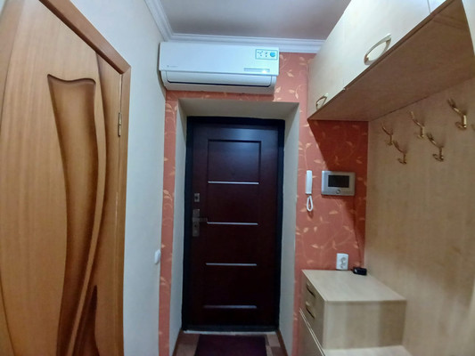 Продам двухкомнатную (2-комн.) квартиру, Калараша ул, 48Б, Туапсе г