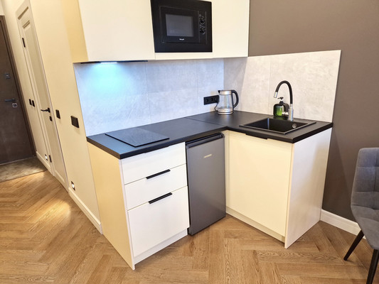 Продам однокомнатную (1-комн.) квартиру, Академика Королева ул, вл13, Москва г