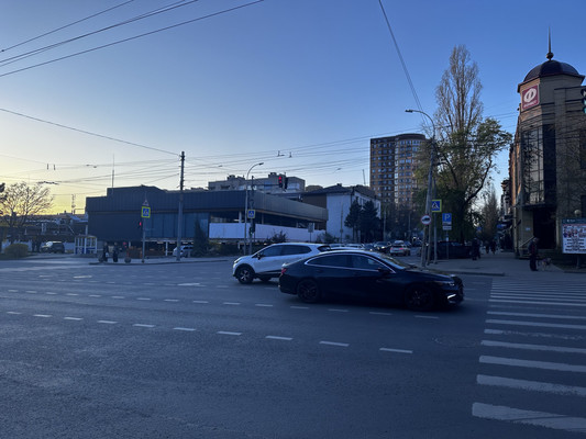 Продам двухкомнатную (2-комн.) квартиру, Восточная ул, 7с2, Ростов-на-Дону г