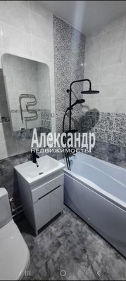 Продам однокомнатную (1-комн.) квартиру, Ручьевский пр-кт, д. 6, Мурино п