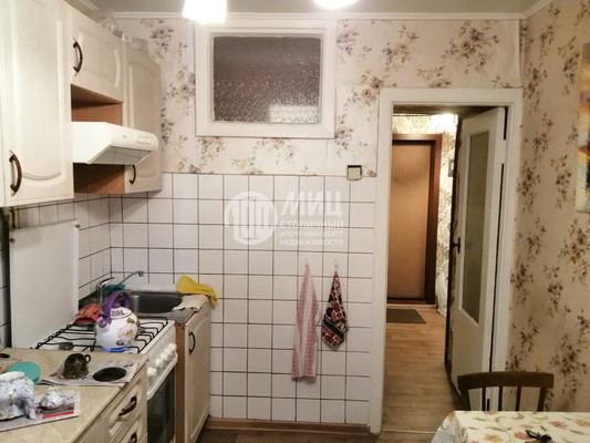 Продам двухкомнатную (2-комн.) квартиру, 7-я Парковая ул, 2к2, Москва г