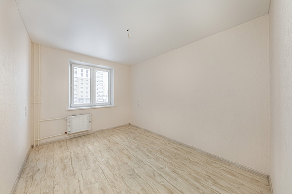 Продам двухкомнатную (2-комн.) , Краснопольский пр-кт, 30, Челябинск г