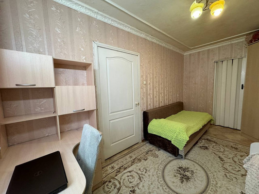 Продам двухкомнатную (2-комн.) квартиру, Первостроителей пр-кт, 31к2, Комсомольск-на-Амуре г