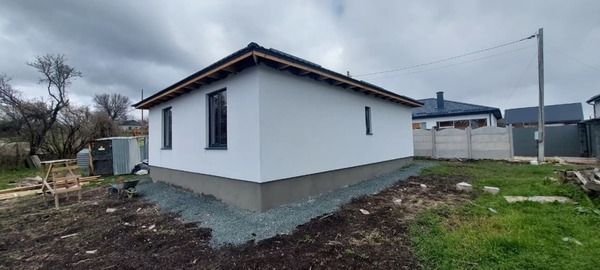 Продам дом, Шоссейная ул, Строгоновка с, 4 км от города