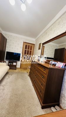 Продам трехкомнатную (3-комн.) квартиру, Будапештская ул, 5к2, Санкт-Петербург г