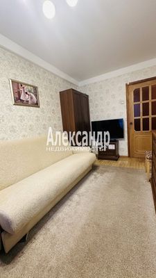 Продам трехкомнатную (3-комн.) квартиру, Будапештская ул, 5к2, Санкт-Петербург г