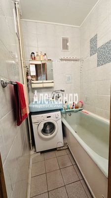 Продам трехкомнатную (3-комн.) квартиру, Будапештская ул, 5к2, Санкт-Петербург г