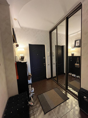 Продам однокомнатную (1-комн.) квартиру, Петрозаводская ул, 15к5, Москва г