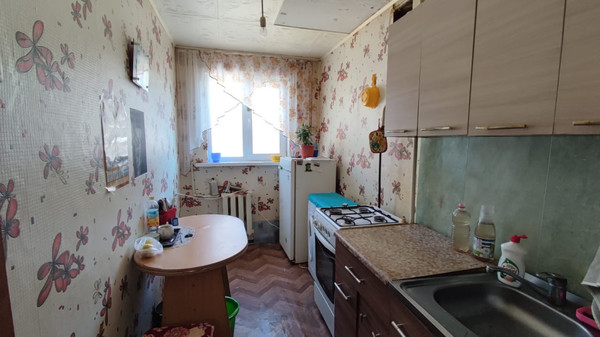 Продам двухкомнатную (2-комн.) квартиру, Зари ул, 40, Нижний Тагил г