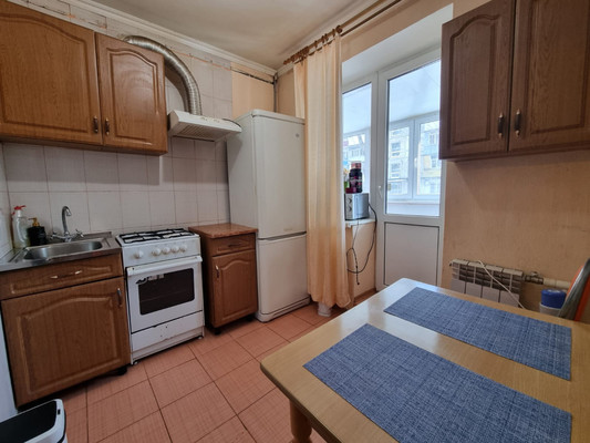 Продам двухкомнатную (2-комн.) квартиру, Университетский пер, 131в, Ростов-на-Дону г
