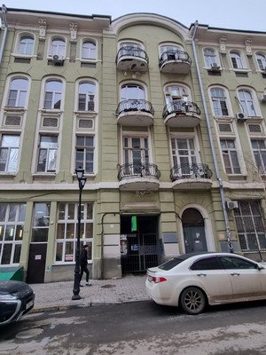 Продам комнату в 18-комн. квартире, Семашко пер, 44, Ростов-на-Дону г