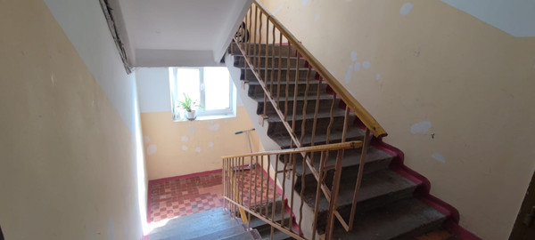 Продам двухкомнатную (2-комн.) квартиру, Судоремонтников ул, 60, Туапсе г