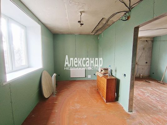 Продам двухкомнатную (2-комн.) квартиру, Большая Гвардейская ул, 6, Выборг г