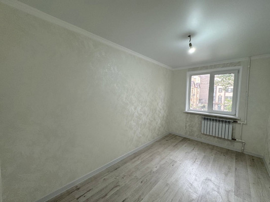 Продам двухкомнатную (2-комн.) квартиру, Толмачева ул, 128, Ростов-на-Дону г