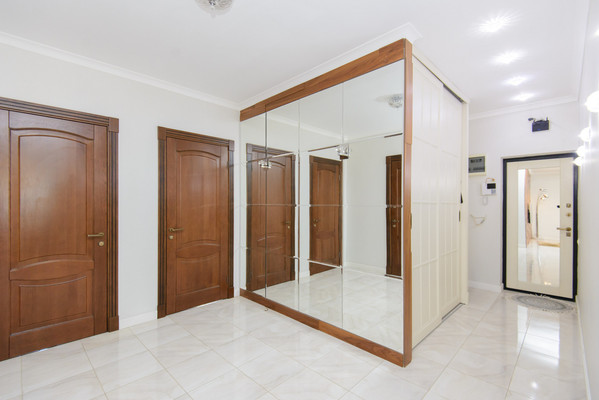 Продам трехкомнатную (3-комн.) квартиру, Города Волос ул, 119, Ростов-на-Дону г