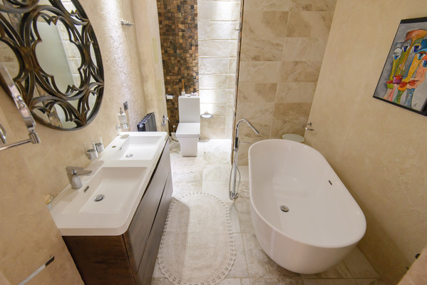 Продам трехкомнатную (3-комн.) квартиру, Города Волос ул, 119, Ростов-на-Дону г