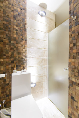 Продам трехкомнатную (3-комн.) квартиру, Города Волос ул, 119, Ростов-на-Дону г