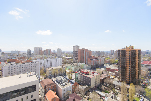 Продам трехкомнатную (3-комн.) квартиру, Города Волос ул, 119, Ростов-на-Дону г