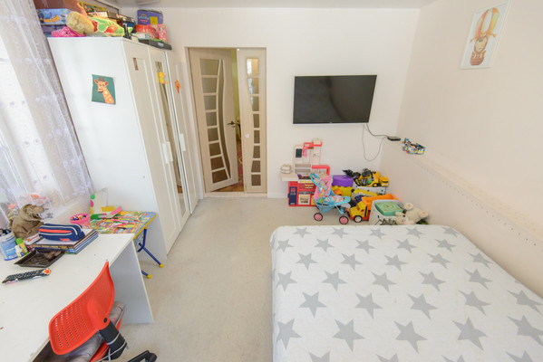 Продам дом, Витаминная ул, 11/18, Ростов-на-Дону г, 0 км от города