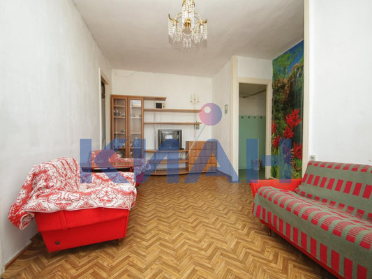 Продам двухкомнатную (2-комн.) квартиру, Быковского ул, 5, Красноярск г