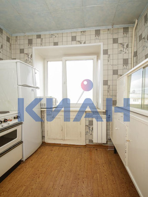 Продам двухкомнатную (2-комн.) квартиру, Быковского ул, 5, Красноярск г