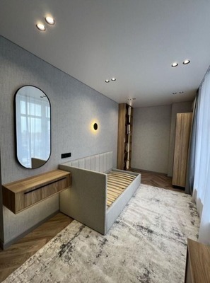 Продам трехкомнатную (3-комн.) квартиру, Красноармейская ул, 157в2к83, Ростов-на-Дону г